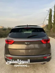  4 كيا سبورتاج فل الفل Gt مختم 2000ديزل 4*4 غرفة بني بنوراما سعرر حررررق