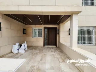  16 فيلا متلاصقة فاخرة للبيع أو للإيجار في الصويفية - ref : 14472