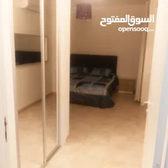  6 شقة مفروشة مساحة 210 متر في - عبدون - ثلاث غرف نوم طابق اول (6679)