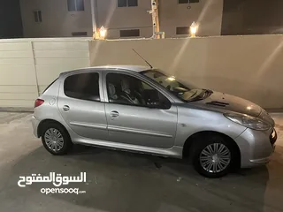  1 بيجو 206+ 2011