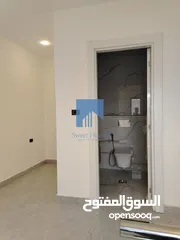  16 شقة فاخرة للبيع في الجندويل طابق ثالث مع روف دوبلكس 193م تشطيب سوبر ديلوكس لم تسكن