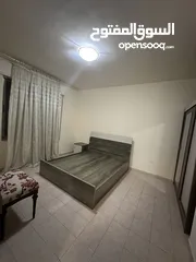 9 شقه ارضيه مفروشه في عبدون للايجار اقل مده 3 شهور بسعر مغري