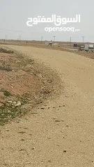  6 للبيع من المالك قريبه من المدينه الجديده ومدينة الموقر الرياضيه