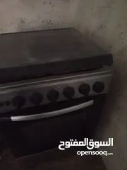 1 غاز اربع عيون شغال مع شوايه شغال كلو فوق وتحت