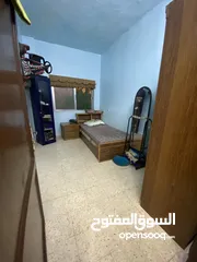  7 شقة مع سطح بحجم الشقة للبيع