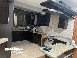  3 شقه مفروشه للايجار في الارسال قرب مفروشات الرونق لموظفين