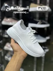  26 أحذية بسعر العرض