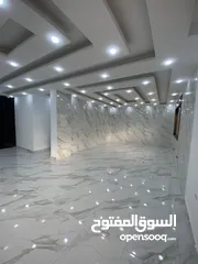  19 فيلا فخمة للبيع