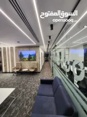  10 مكتب فخم للإيجار أو البيع