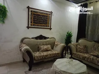  1 راقي جدا بحاله ممتازه