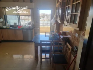  20 للبيع شقه في المدينه الرياضيه