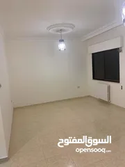  12 للباحثين عن التميز شقه مميزه جدا في ارقى احياء عبدون من ضمن سكن خاص فيلا  المنطقه بالكامل احكام خاص