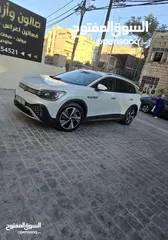  6 اوتو بارك بروجكتور Id 6 pro 2022 لون ابيض لولوي للبيع