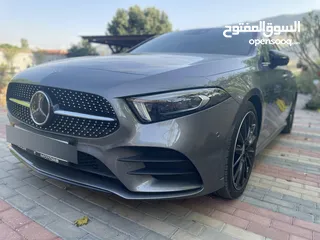  3 Mercedes A200 Sedan AMG/Black Edition