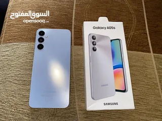  2 galaxy A05s بحاله ممتازه جديد ومعو كرتونه وكفرات