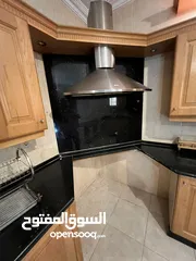  5 شقة فارغة للأيجار طابق ثاني 4 نوم - خلدا - 255م - (877)