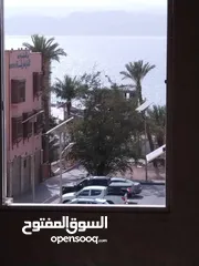  12 شقق و غرف مفروشة