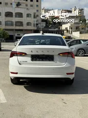  10 سكودا اوكتافيا ترخيص 2022 محرك 2000 ديزل حصان 150