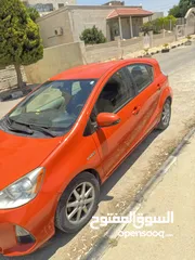  14 تويوتا بريوس سي بحالة ممتازة 4 جيد