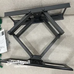  3 حامل حائط تلفاز كامل الحركة  FULL-MOTION TV Wall Mount used but like new