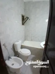  9 شقه فارغه للإيجار الجبيهه