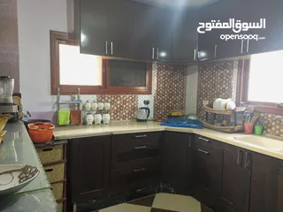  5 شقة للبيع  محامي زيد محمود