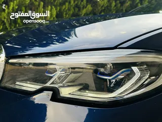  8 BMW 330e ///M
