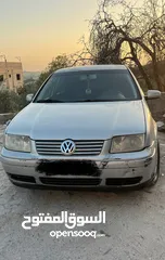  1 بورا فوكسفاجن موديل 2000