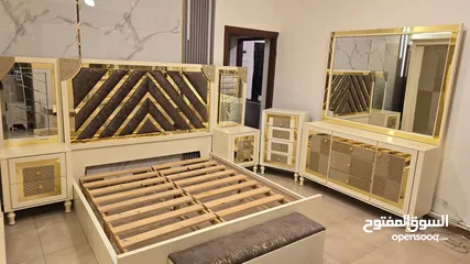  3 غرفة نوم  بحالة الوكالة  استعمال خفيف لا يذكر  خشب  لاتية (18)  تصميم أنيق وعصري