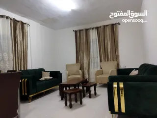  3 شقه مفروشه