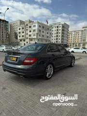  4 مرسيدس C300 للبيع