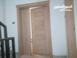  22 عرض على ابواب الخشب