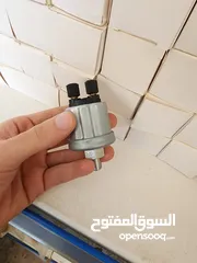  4 قطع غيار مولدات صناعية (جديدة)