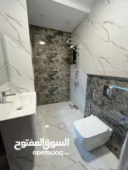  6 شقة للبيع في طريق المطار بتشطيب فندقي باطلاله مميزه جدا