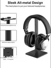  3 Headphone stand