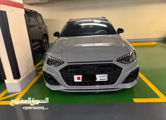  2 Audi RS 4 2021 model