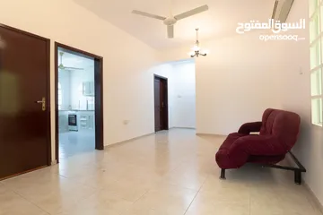  2 شقة مؤثثة، ثلاث غرف للإيجار في العذيبه 3BHK Apartment for Rent in Al Athaiba