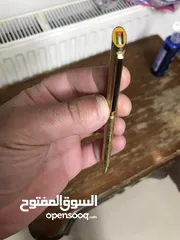 1 قلم حبر جاف مطلي ذهب