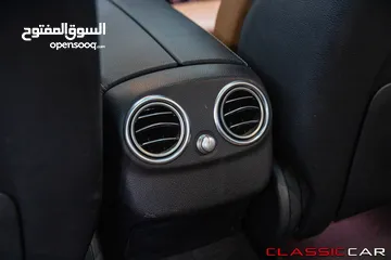  18 Mercedes C200 2019 Amg kit Mild hybrid   السيارة وارد و الشركة و قطعت مسافة 34,000  كم