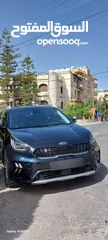  2 كيا نيرو هايبرد موديل 2020 لون كحلي فل كامل ما عدا الفتحة وارد كوريا