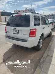  4 سيارة فورد سكيب 2011