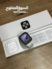  1 Apple Watch SE 2 44