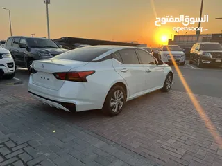  6 Nissan altima gcc 2020 v4 2.5L