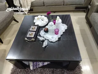  1 طقم طاولات غرفة جلوس