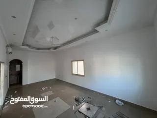  14 فيلا 5000 قدم للبيع بالروضه 3 علي شارع قارع بسعر خرافي 5000 sq. ft. villa for sale in Rawda 3