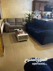 1 كنبايات بحاله جيدة للبيع