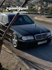  8 Mercedes c200