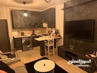  10 شقة مميزة سوبر ديلوكس ارضية مع حدائق في السابع للبيع عبدالله غوشة