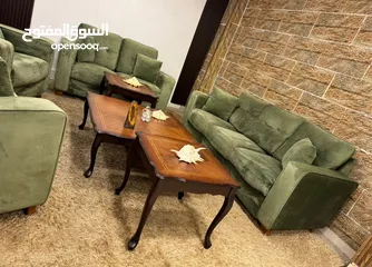  12 كنب  7   مقاعد خشب سويد دانلوب بوليستر طبي مع 3  طاولات خشبهم زان