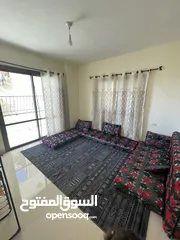  3 شقه صغيره مفروشه للبيع بشكل مستعجل